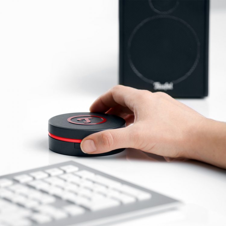 The Concept E provides outstanding sound for laptop, PCs and consoles.