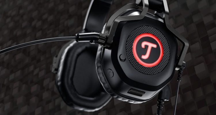 Teufel's CAGE gaming headset