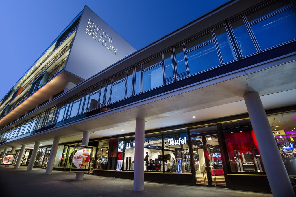 Bikini Berlin by twilight, an iconic Berlin shopping center